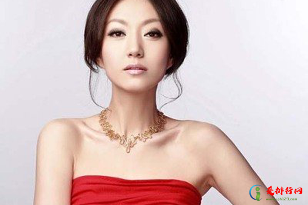 中国内地十大美女主持人,漂亮的女主持人排名前十