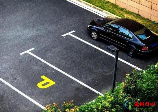 乱停车联系不到车主怎么办?车被堵了打122拖车费用谁出? 乱停车联系不到车主怎么办?车被堵了打122拖车