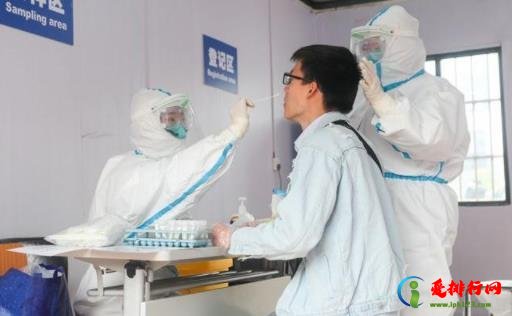 如果不上报行程可以查到吗 绿码也要隔离14天吗 如果不上报行程可以查到吗 绿码也要隔离14天吗