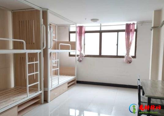 四人间宿舍怎么选床位?八人间宿舍哪个床位好? 四人间宿舍怎么选床位?八人间宿舍哪个床位好