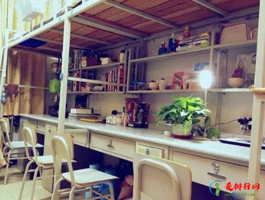 大学宿舍怎么选床位?大学宿舍四年都不变吗 大学宿舍怎么选床位?大学宿舍四年都不变吗